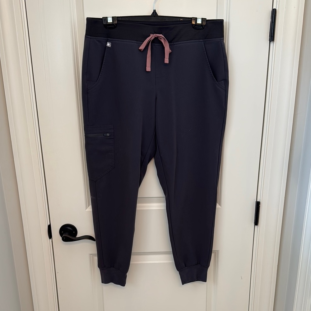Figs charcoal zamora scrub pants